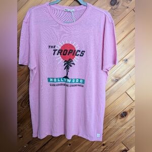Marine Layer Pink Tropics Graphic Tee Size Medium